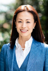 Esther Oh Kostecky